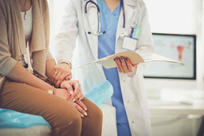 5 Symptoms Women Should Never Hide From Their Doctors