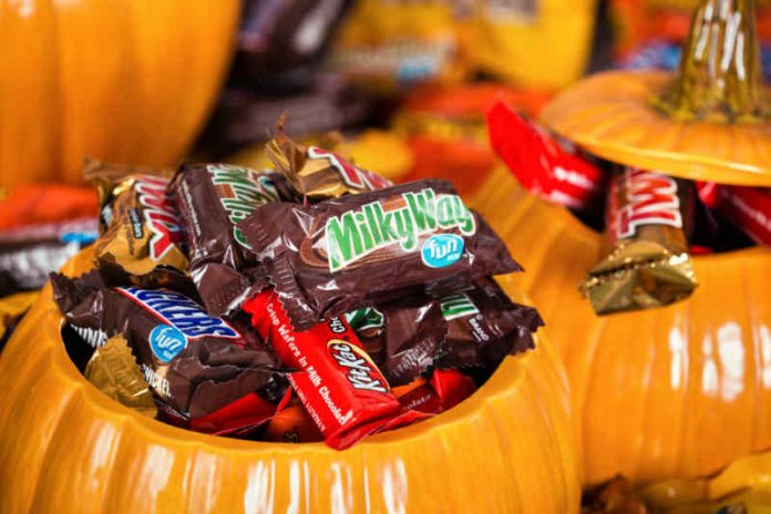The Best and Worst Halloween Candy and Healthy Alternatives
